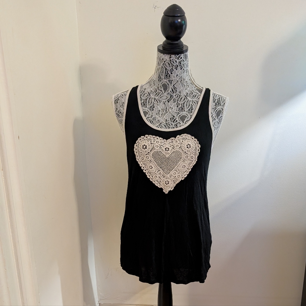 Black and Cream Lace Heart Women's Tank Top